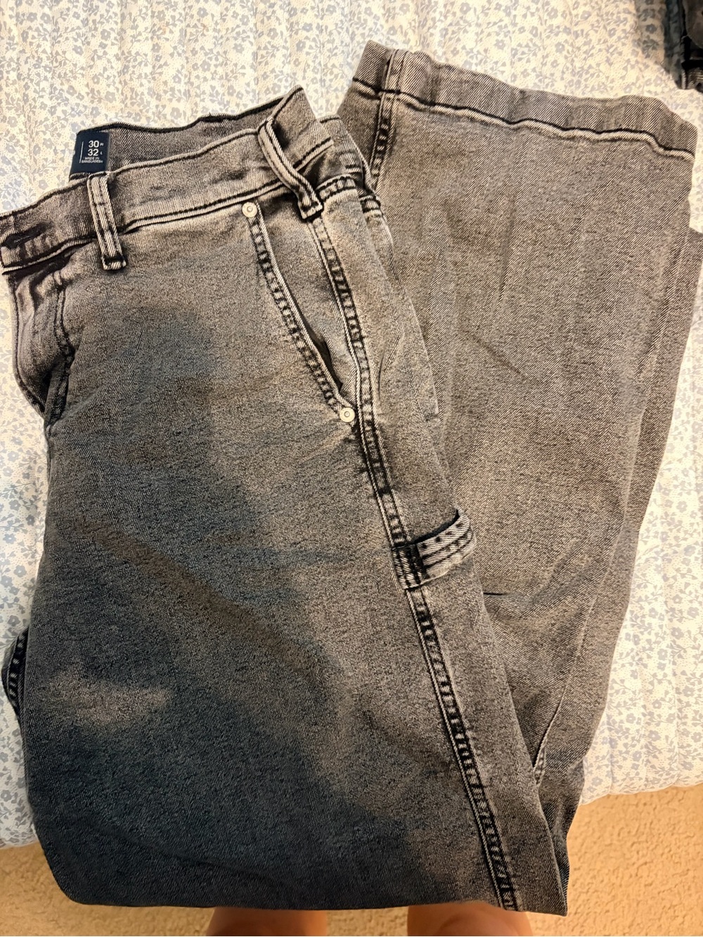 Men's Gray Washed Jeans A&F